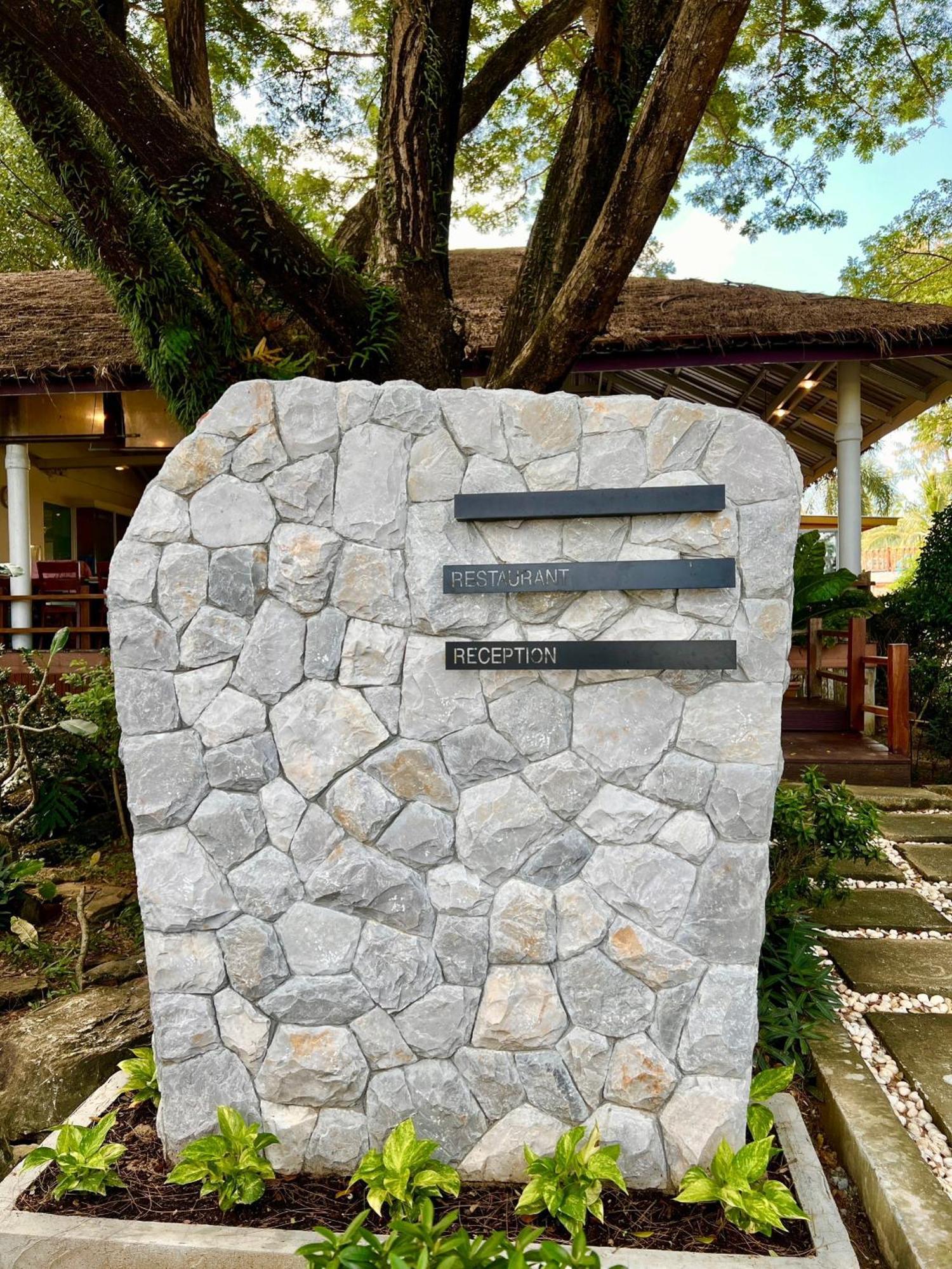 Twin Bay Resort - SHA Extra Plus Ko Lanta Esterno foto