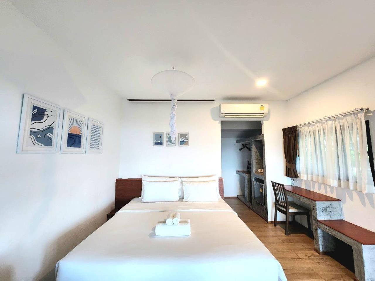 Twin Bay Resort - SHA Extra Plus Ko Lanta Esterno foto