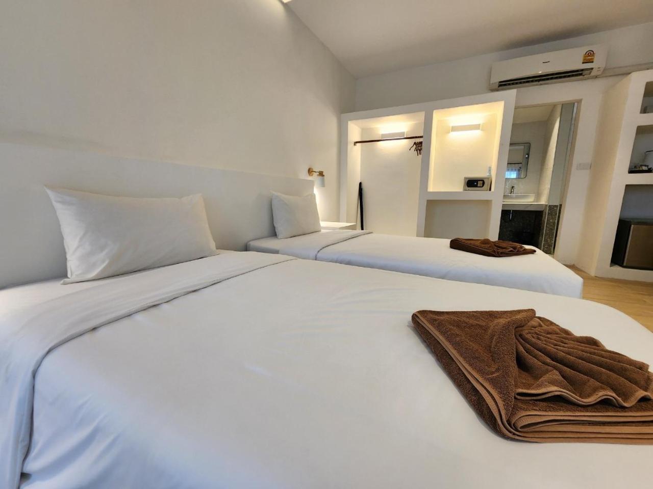 Twin Bay Resort - SHA Extra Plus Ko Lanta Esterno foto
