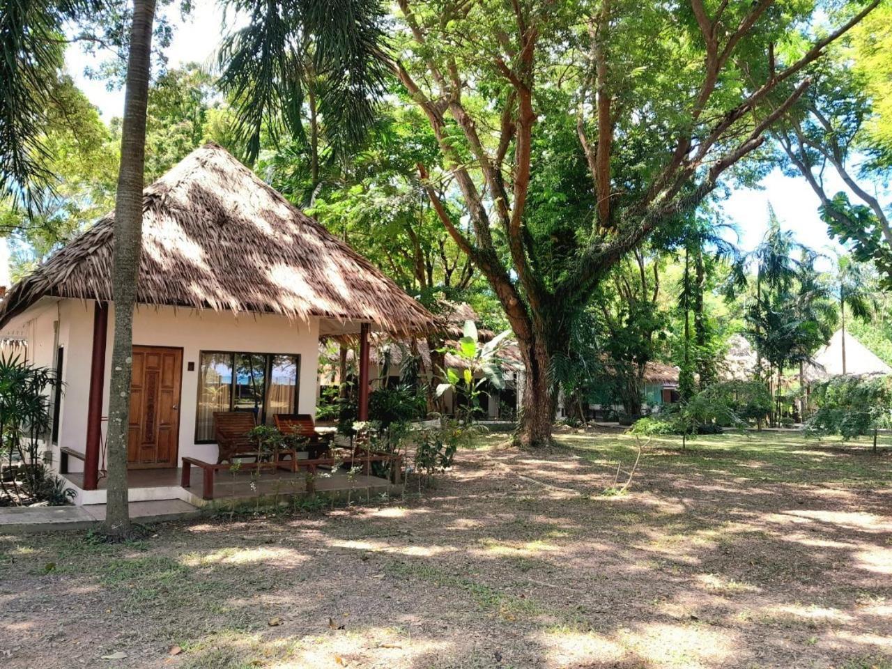 Twin Bay Resort - SHA Extra Plus Ko Lanta Esterno foto