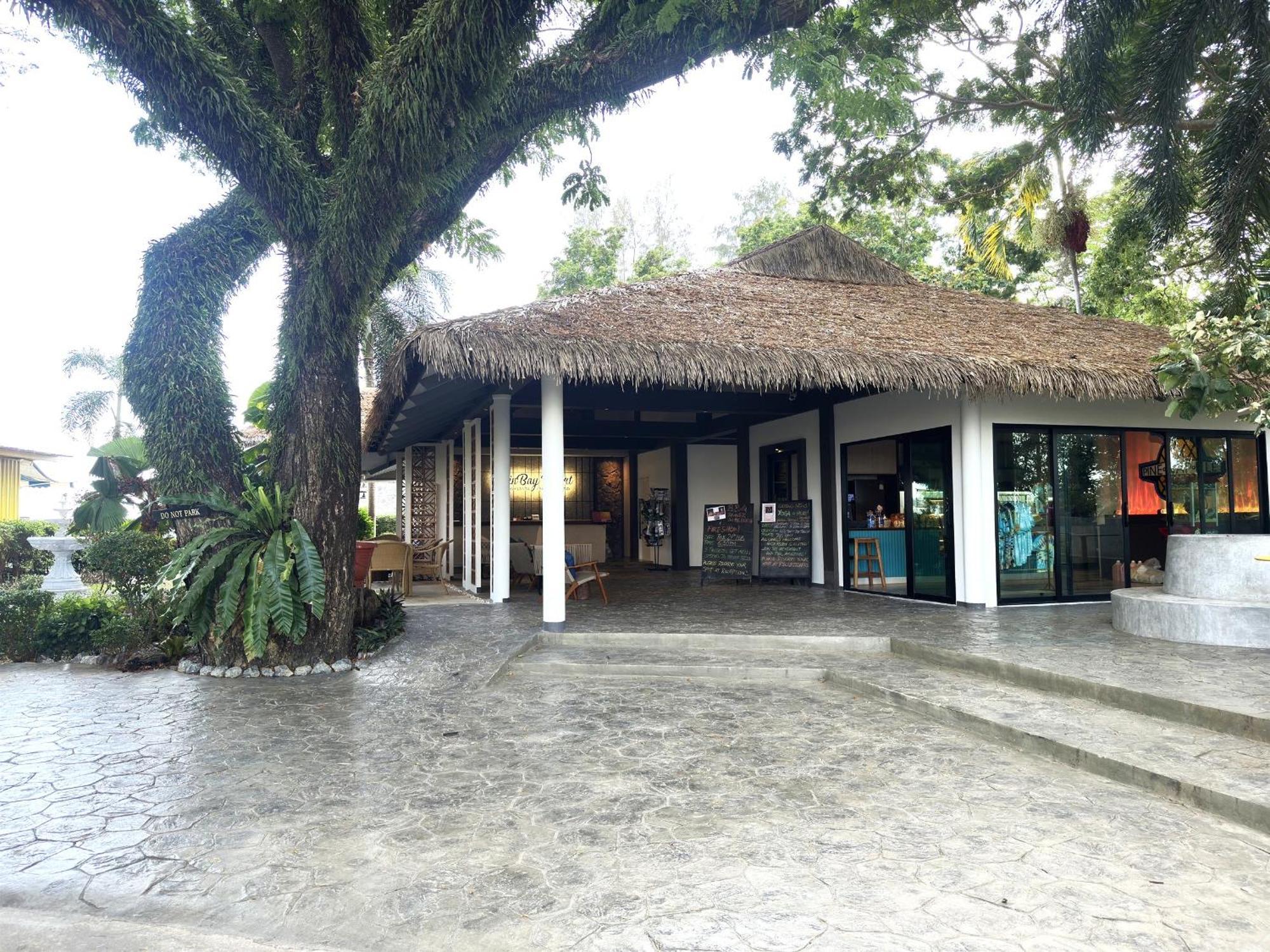 Twin Bay Resort - SHA Extra Plus Ko Lanta Esterno foto