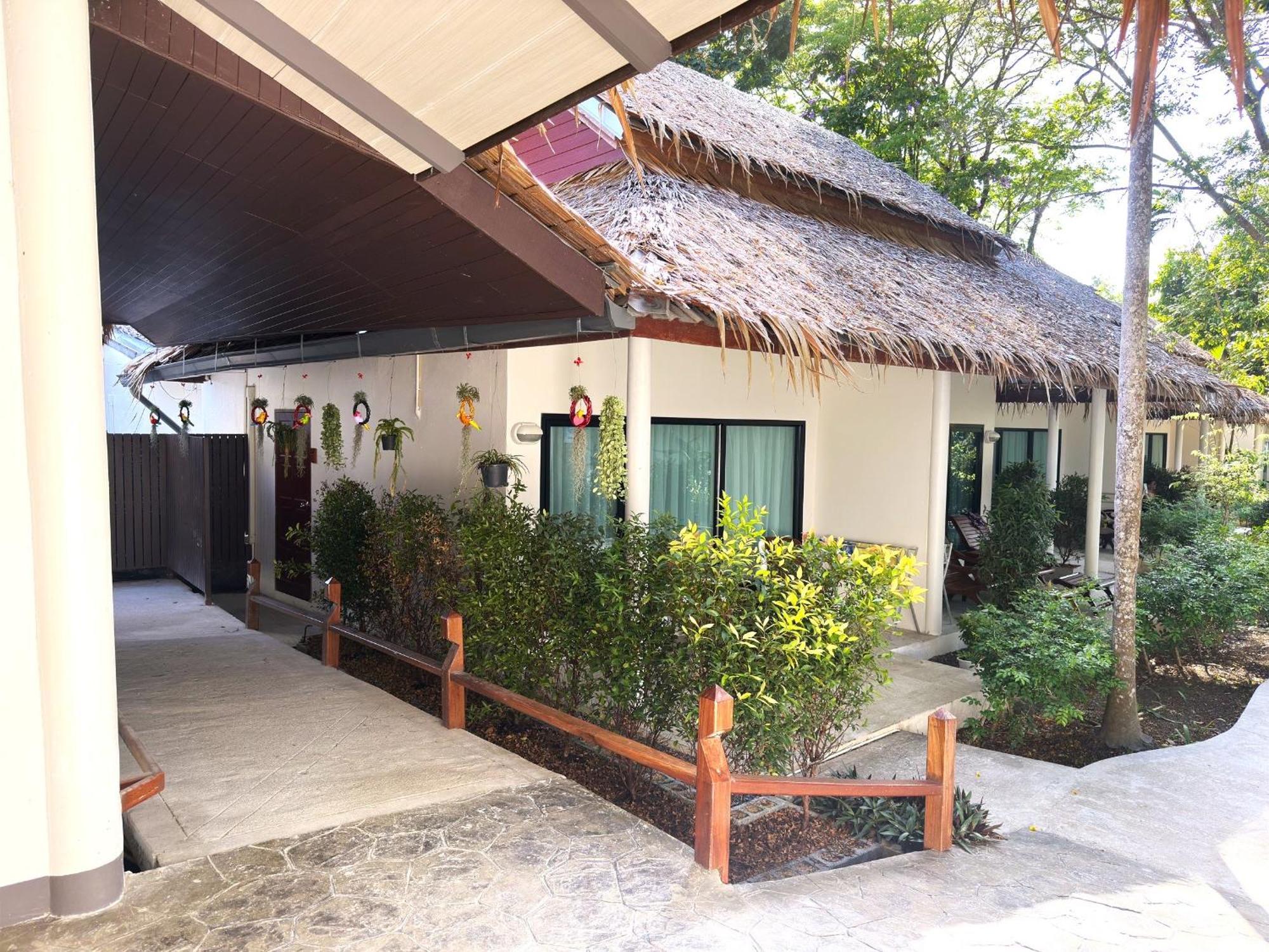 Twin Bay Resort - SHA Extra Plus Ko Lanta Esterno foto